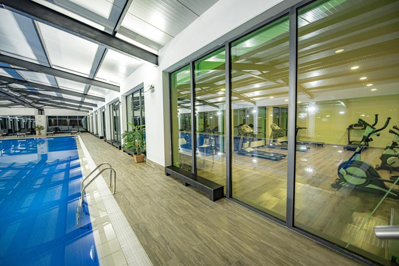 באקוריאני Crystal Resort מראה חיצוני תמונה
